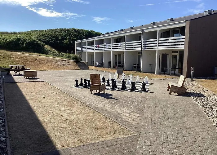 6 Person In Nyaraló *