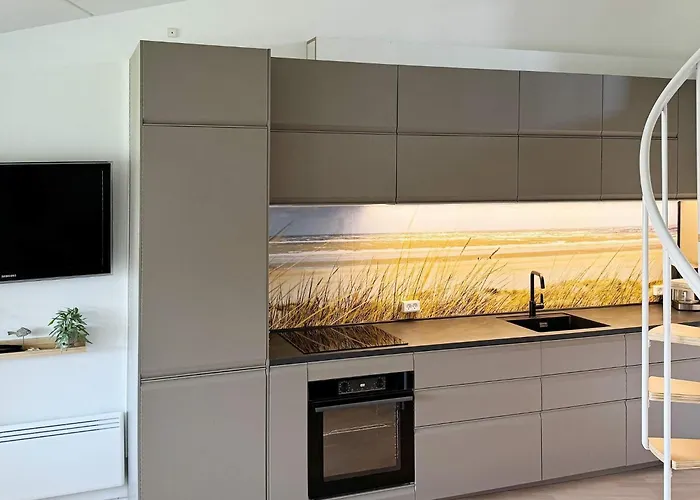 6 Person In Nyaraló *